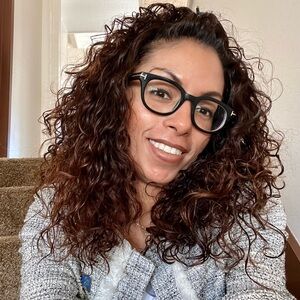 Meet your Posher, Paty